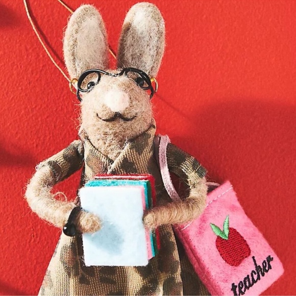 NWT Anthropologie 2023 Busy Bunnies Teacher Felt Ornament RARE - Picture 2 of 6